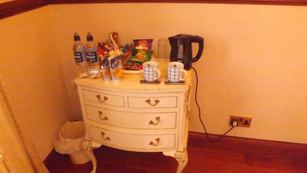 Westview Hotel Пърт Стая снимка