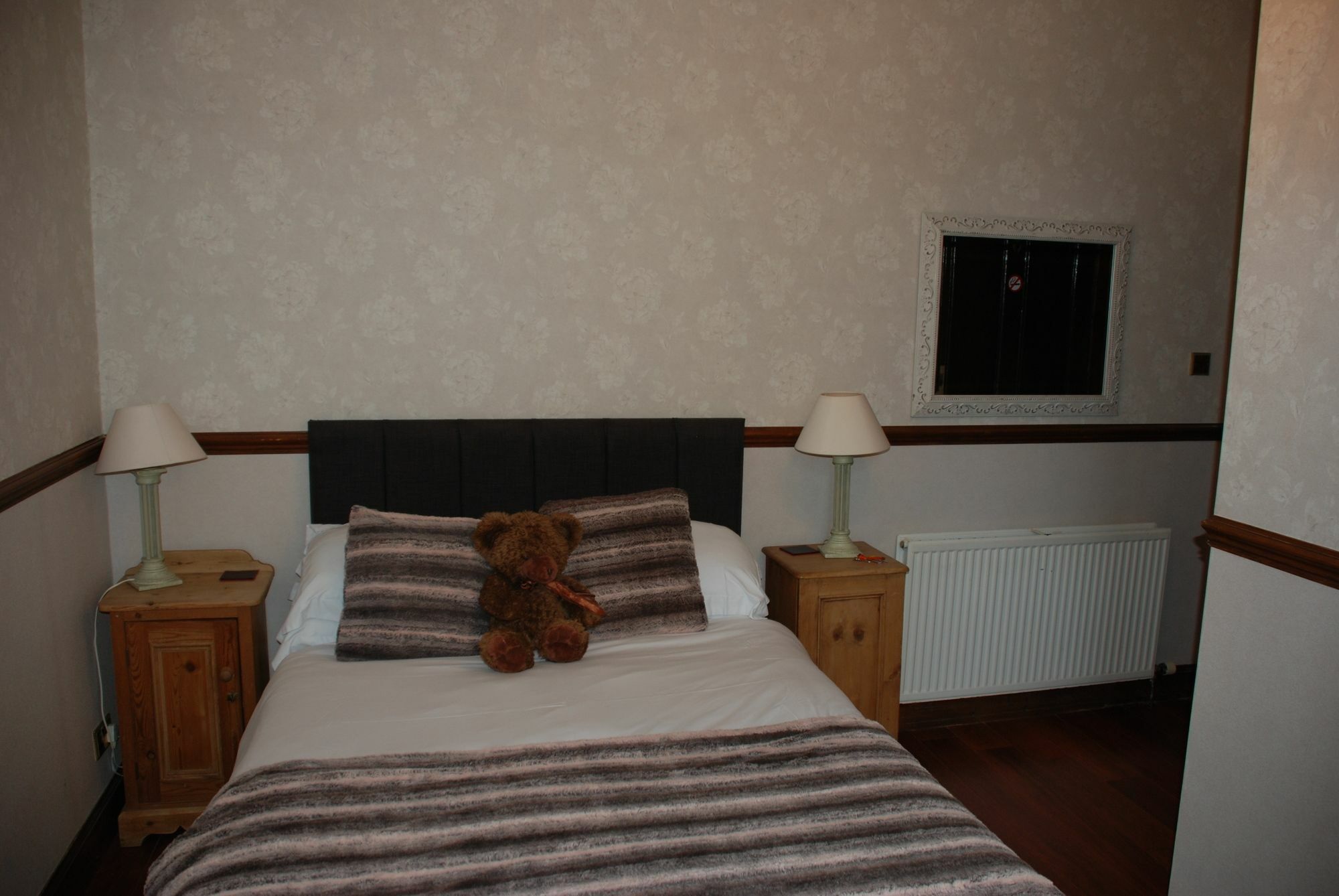 Westview Hotel Пърт Екстериор снимка